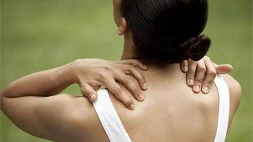 脊髓型颈椎病的症状表现有哪些 脊髓型颈椎病的症状怎么治疗