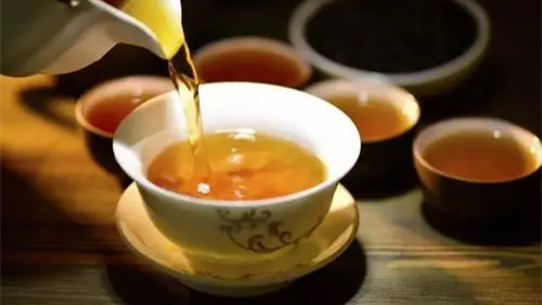 脑梗塞喝什么茶比较好 脑梗塞喝水为什么呛