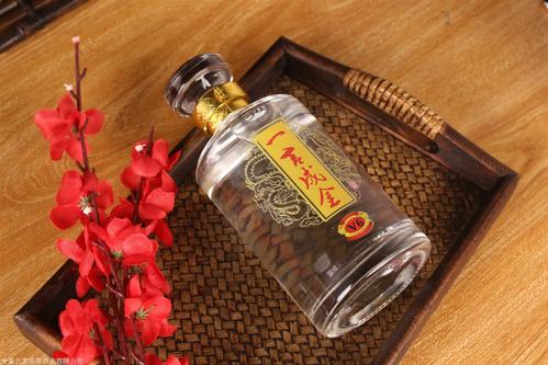 白酒贴牌代加工需要什么手续 白酒贴牌代加工怎么做的