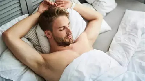 男人可以裸睡吗 男士裸睡的好有哪些好处