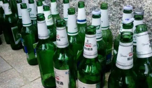 一瓶白酒相当于多少瓶啤酒 喝一瓶白酒,相当于多少瓶