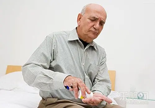 脑血栓前兆的6个表现有哪些症状 患有脑血栓能恢复正常吗能治好吗