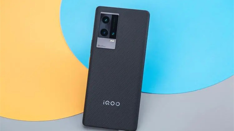 iqoo8值得买吗 iqoo8怎么样