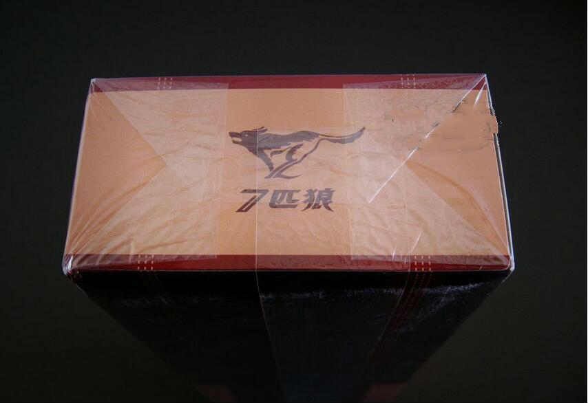 七匹狼通泰真假辨别 包装纸特征