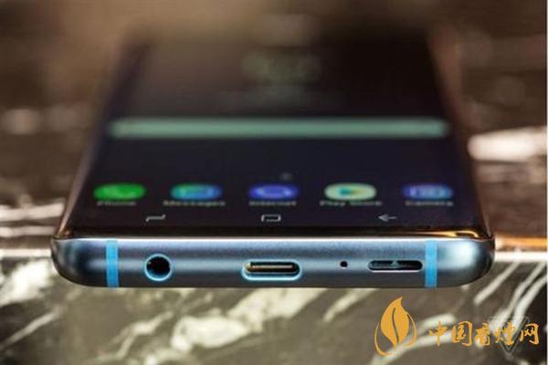 三星S21手机耳机孔在哪里-三星S21有手机孔吗