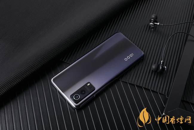 iQOOZ3Pro​和红米k40参数对比-性能分析