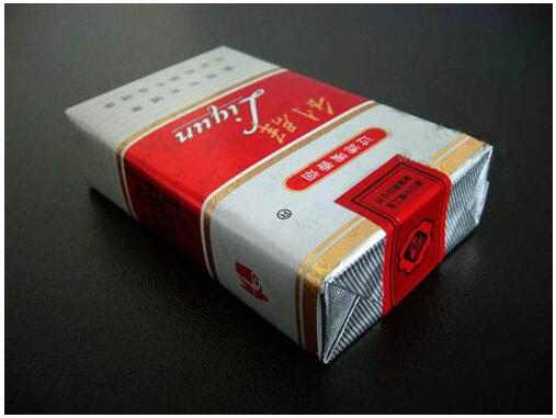 10元左右的利群香烟有哪些,利群也走平民路线