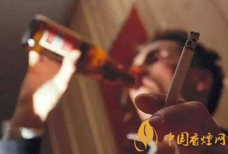 长期吸烟的危害 长期抽烟会猝死!