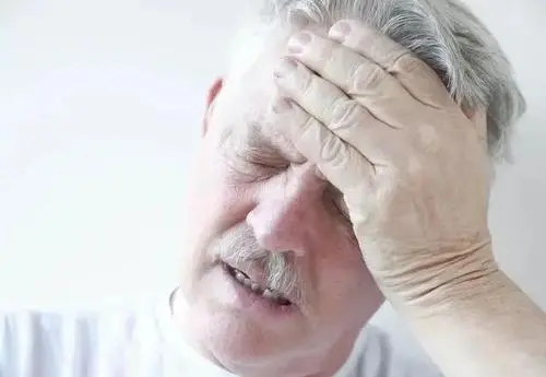 急性脑血栓怎么引起的 急性脑血栓的症状表现