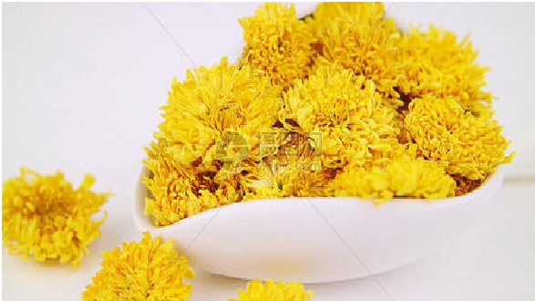 菊花茶的功效与作用一览 菊花茶有哪些功效