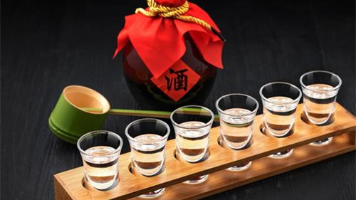 白酒开盖放时间长了能喝吗 白酒开盖以后多久不能喝