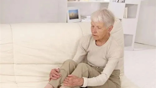 治老年便秘的药哪种最好 治疗老年便秘偏方大全