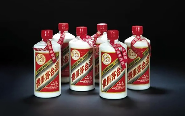 中秋送长辈白酒什么牌子好 什么白酒好喝适合送长辈