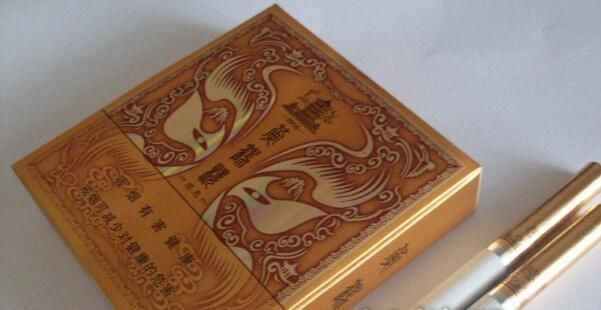 黄鹤楼1916感恩价格表图黄鹤楼1916感恩硬盒装改版对比图