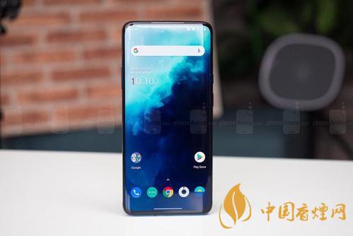 OnePlus8Pro和iPhone11对比测评-哪款更好？