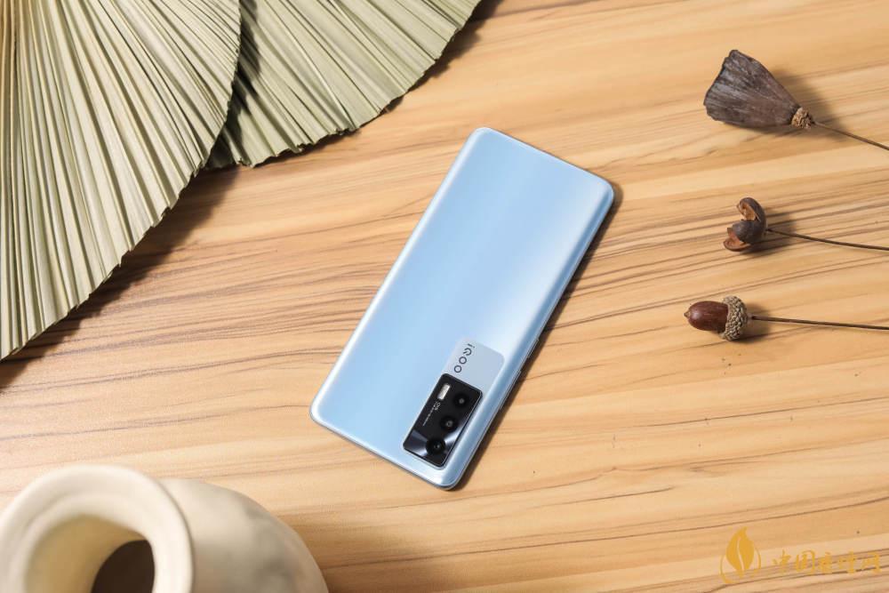 iQOO系列哪款性价比最高-iQOO系列手机推荐