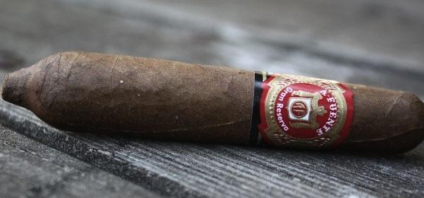 雪茄湿度大了怎么办 雪茄霉了还能抽吗(能)